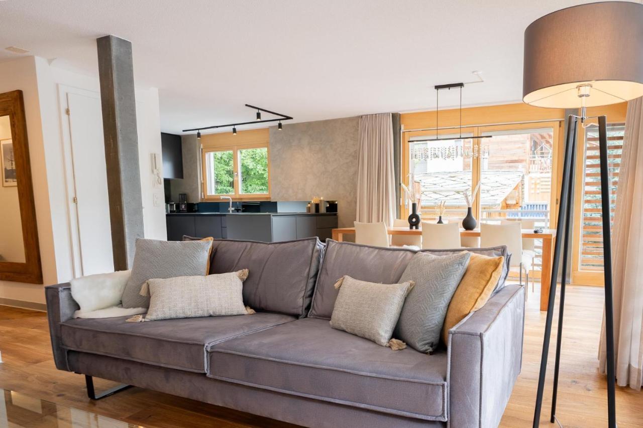 Fantastic Panoramic View Home In צרמט מראה חיצוני תמונה